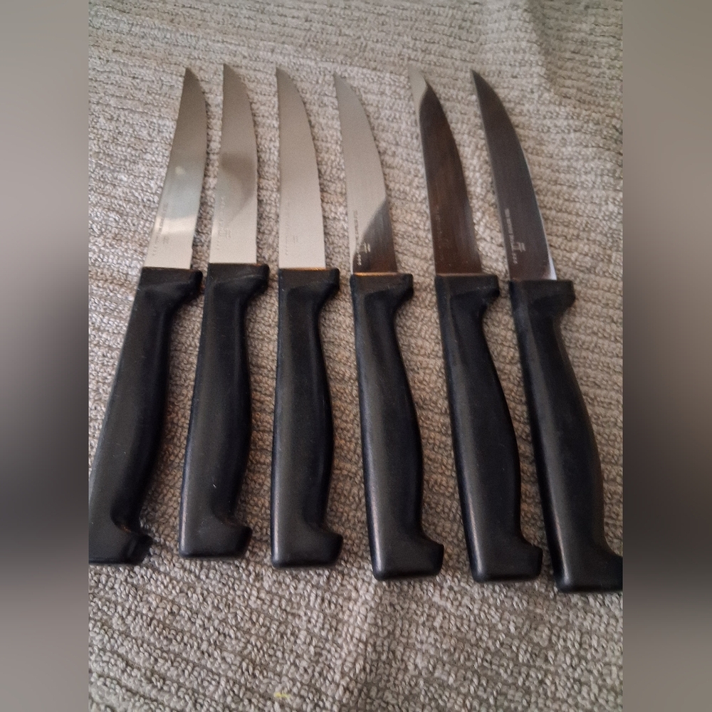 Black Handle Knife Set